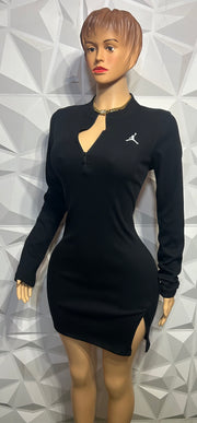 Di lil black dress (runs small)